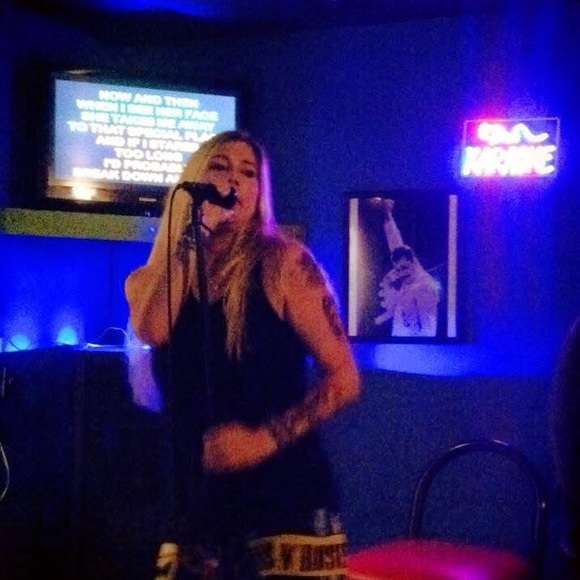 Meet your Posher, Alx - Picture 6 of 16